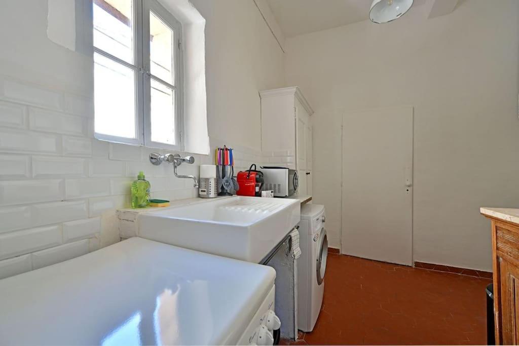 Apartment Les Brunes - Wi-fi - Centre - Proche Theatres *